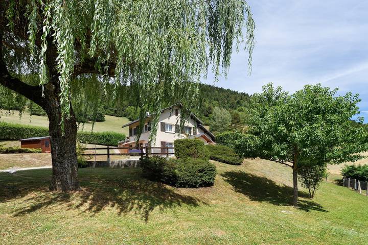 Chambre d’hôte pour 2 personnes, avec Jardin dans l' Isère