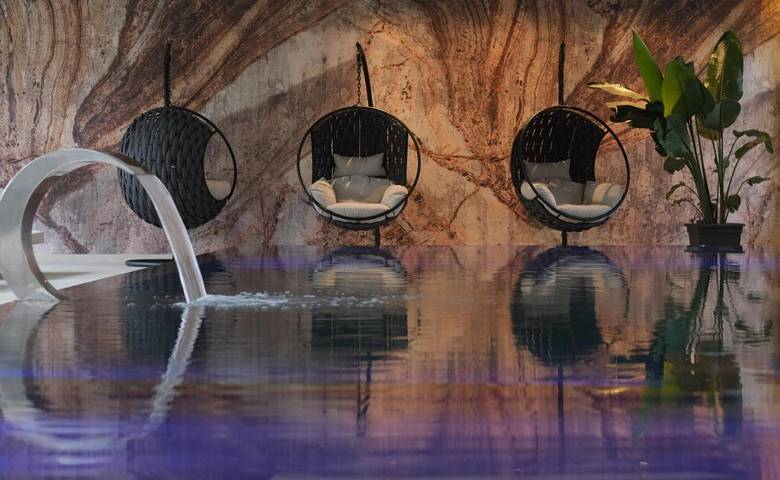 Hôtel pour 3 personnes, avec vue et sauna ainsi que jardin et piscine, animaux acceptés