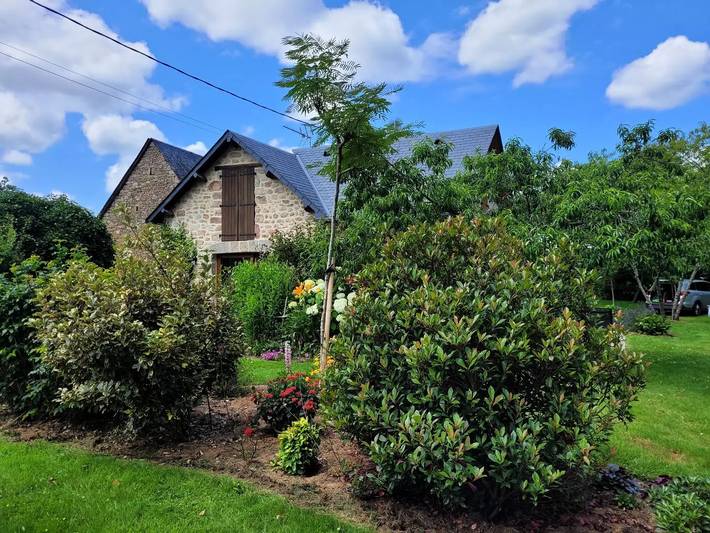Gîte de France 2 Personen in Marcillac-la-Croisille, Tulle und Umgebung