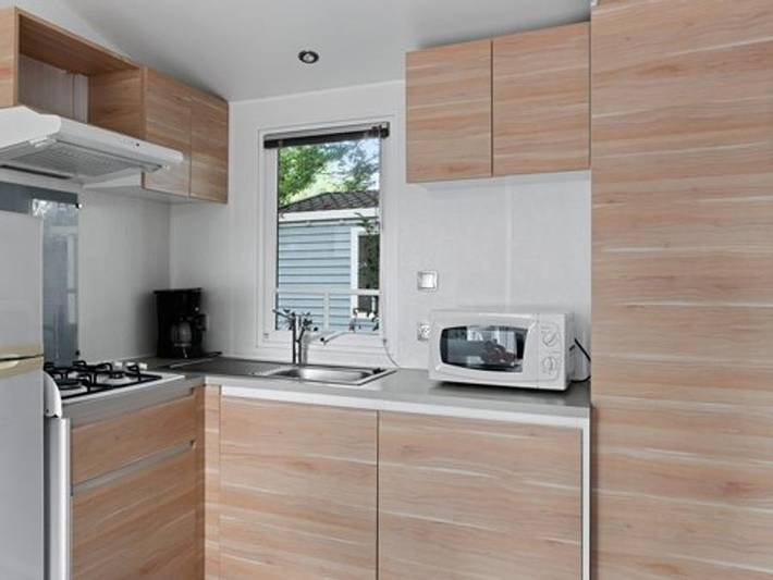 Camping La Croix du Vieux Pont - Mobilhome 6 personnes - Mobil-home | Classic | 3 Ch. | 6 Pers. | Terrasse Simple | 1 Sdb in Berny-Rivière, Aisne