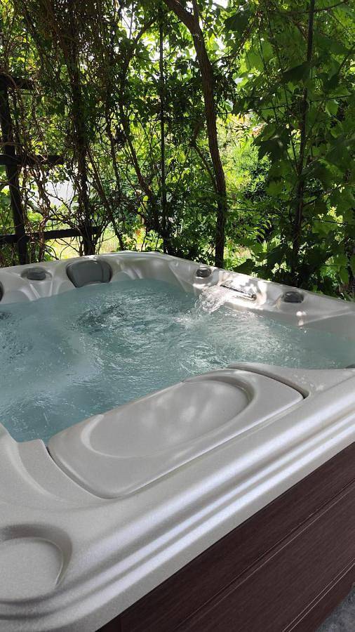 Villa pour 6 personnes, avec jardin et terrasse ainsi que vue et sauna, animaux acceptés à Collioure