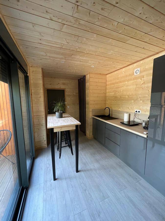 Chalet 1 contemporain dans son écrin de verdure in Montauban, Tarn-et-Garonne