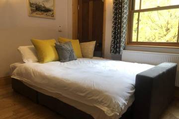 Cottage for 8 People in Southwater, West Sussex, Photo 2