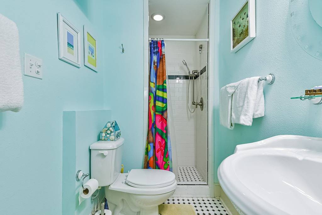 Flip Flop Flamingo im Herzen von Galveston - Private Hot Tub, Fahrräder. in Galveston Island, Galveston