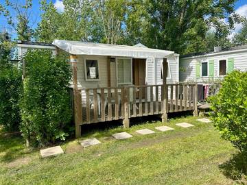Gîte pour 6 personnes, avec piscine et terrasse à Angles