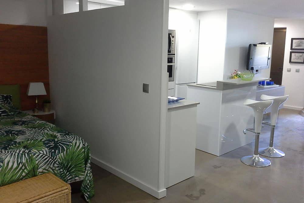 Apartamento entero, Encantador estudio con terraza de nueva construcción in Arinaga, Agüimes