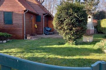 Maison de campagne pour 5 personnes, avec jardin dans Parc Bagatelle
