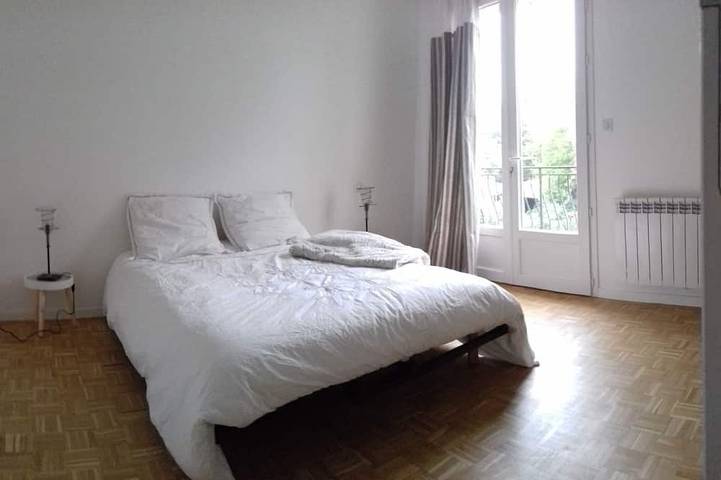 Location de vacances pour 10 personnes, avec balcon et jardin à Sainte-Eulalie-en-Born - 2