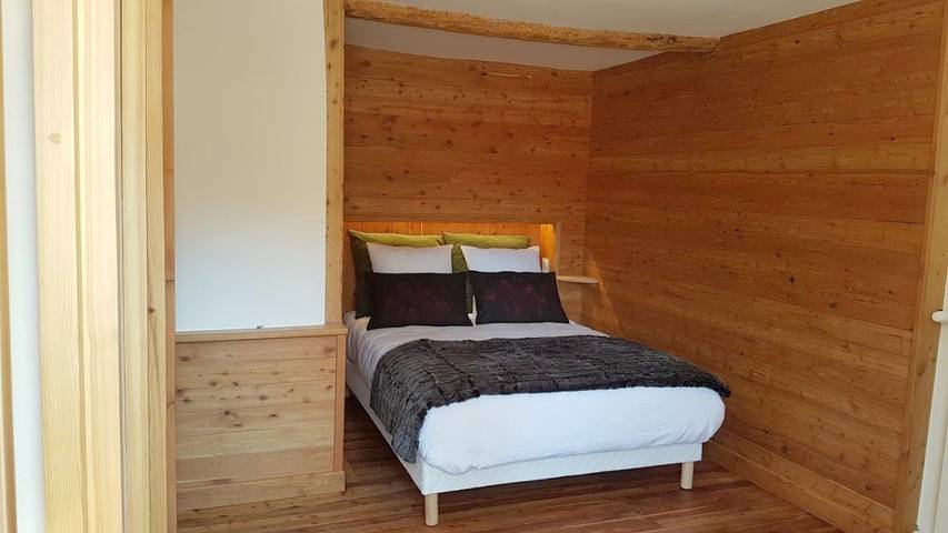 Hôtel pour 2 personnes, avec terrasse et jardin dans Bowling Du Bachelard - 2