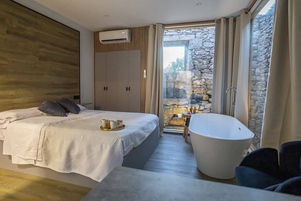As Alvarizas (Ancares Cabin) in Moraña, Pontevedra Province