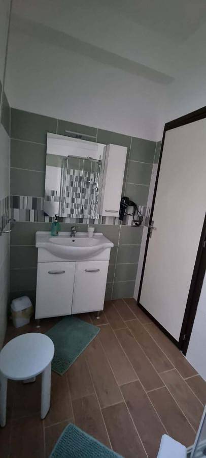 Location de vacances pour 6 personnes, avec terrasse à Scoglitti - 2