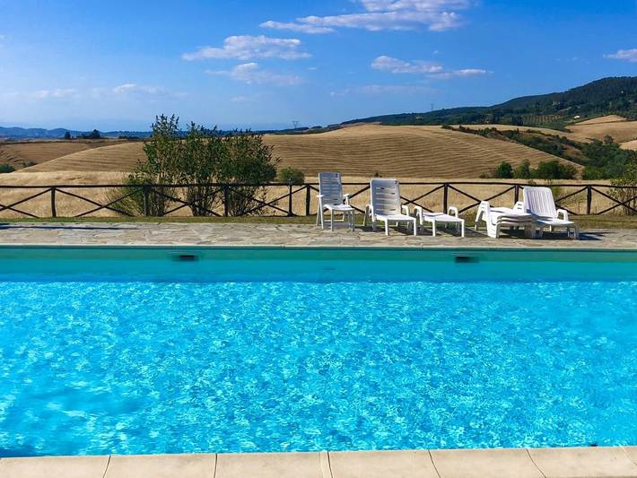 Casa vacanza per 4 persone, con Terrazza e Giardino nonché Piscina a Gambassi Terme