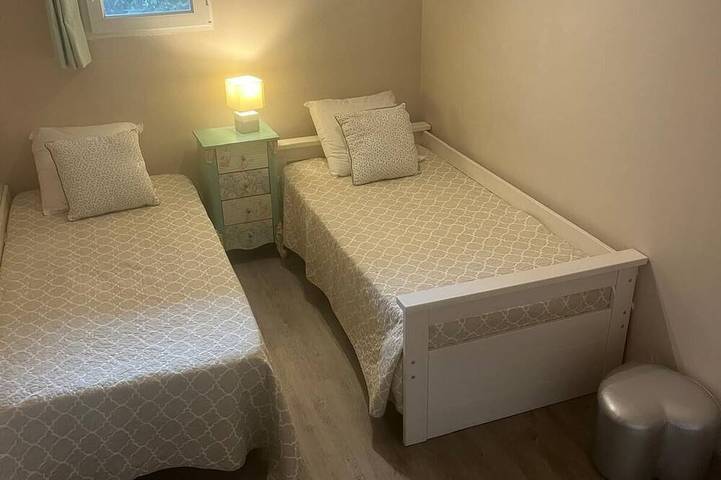 Gîte pour 4 personnes, avec piscine et terrasse ainsi que jacuzzi et jardin à Auriol - 4