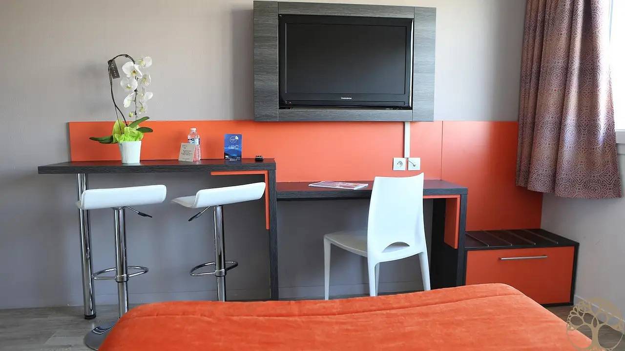 Appartement de vacances entier, Appartement de vacances pour 3 personnes avec piscine in Chevilly-Larue, Val-de-Marne