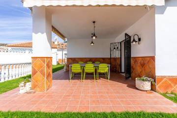 Casa Vacanza per 14 Persone in Rincón de la Victoria, Costa del Sol, Foto 4