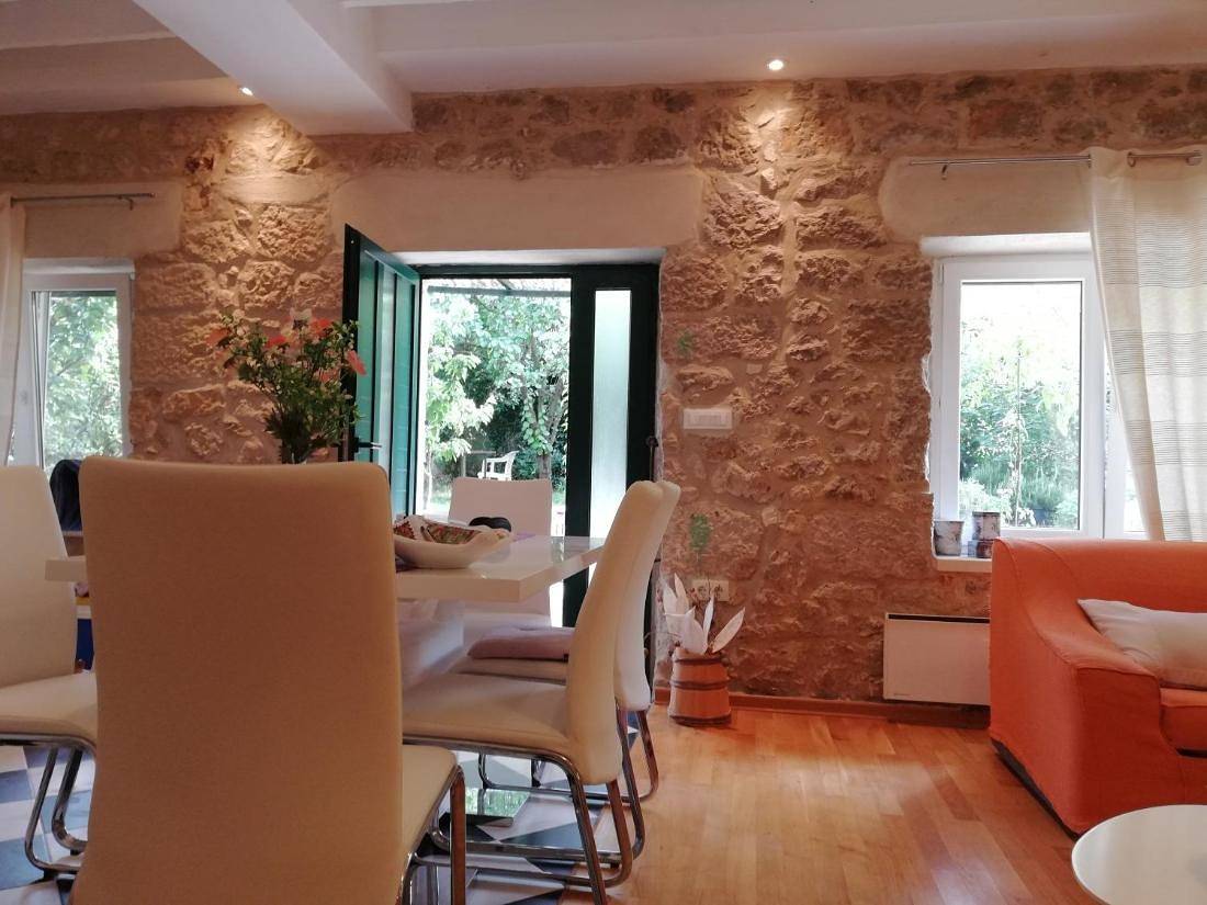 Vacation house dunja in Runović (Splitska-Dalmacija), Makarska rivijera