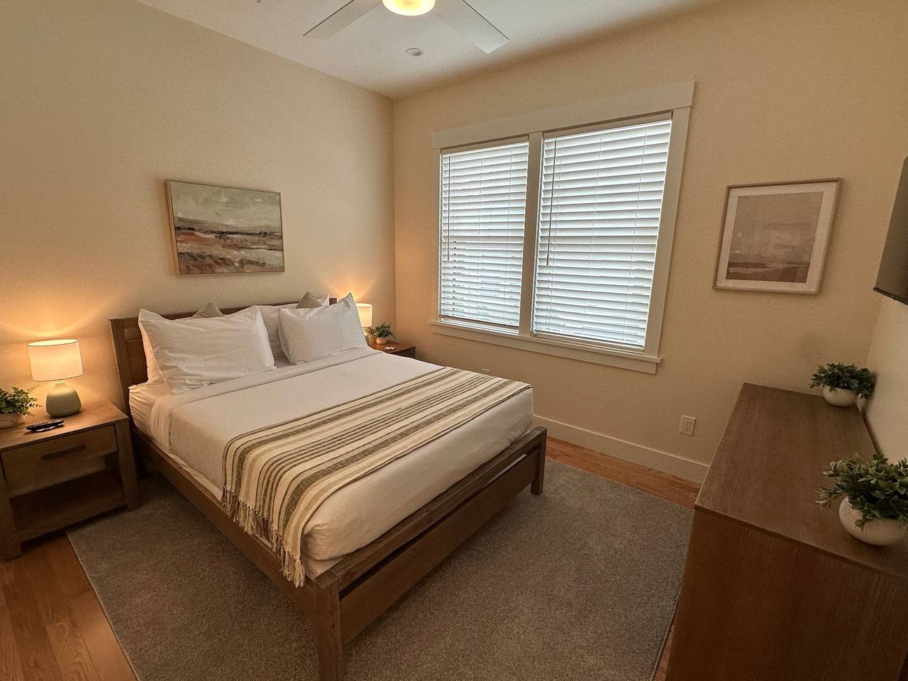 Brand New Construction! 3 Unit/5 Bed Property in Newport, Newport County