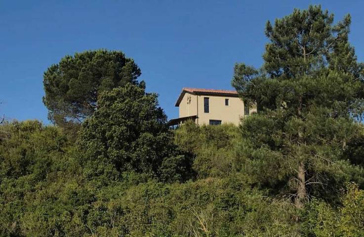 Gîte pour 2 personnes, avec sauna et jacuzzi ainsi que piscine et terrasse, animaux acceptés