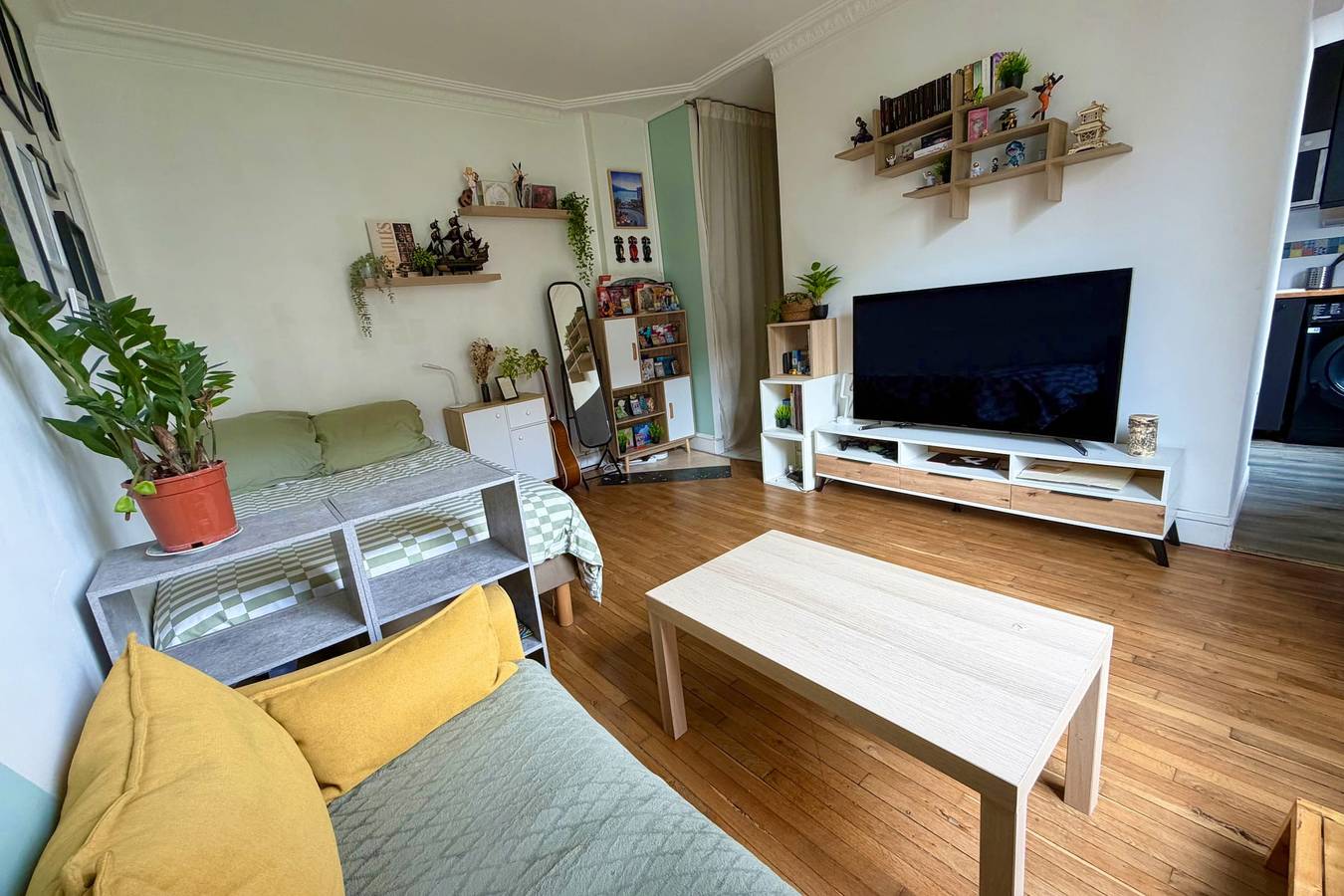 Studio entier, Studio cosy proche Paris 15, Parc Expo & Tram T2 in Issy-les-Moulineaux, Hauts-de-Seine