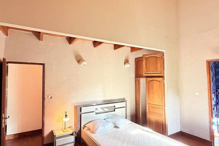Authentic, spacious farmhouse in the Camargue, in a quiet location near a castle, with a private pool in Aimargues, Costa mediterránea (Francia)