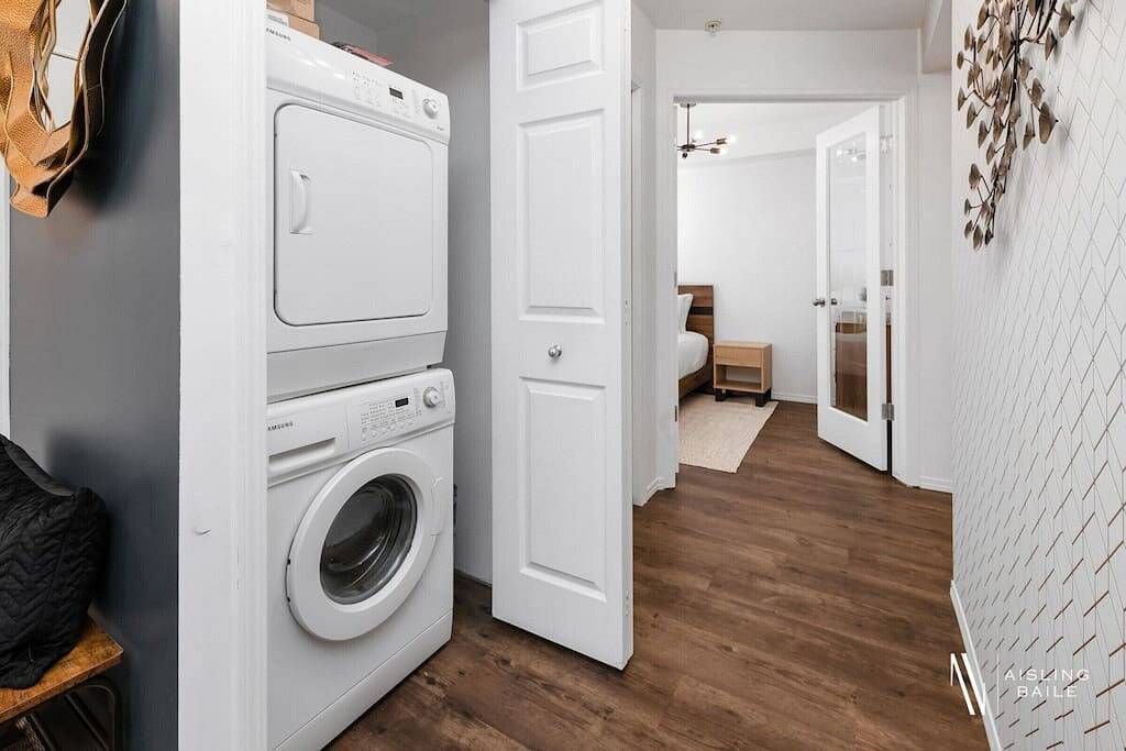 Ganze Wohnung, Chic Retreat | Modern | Pool | Hot Tub | Gym in Kootenay-Nationalpark