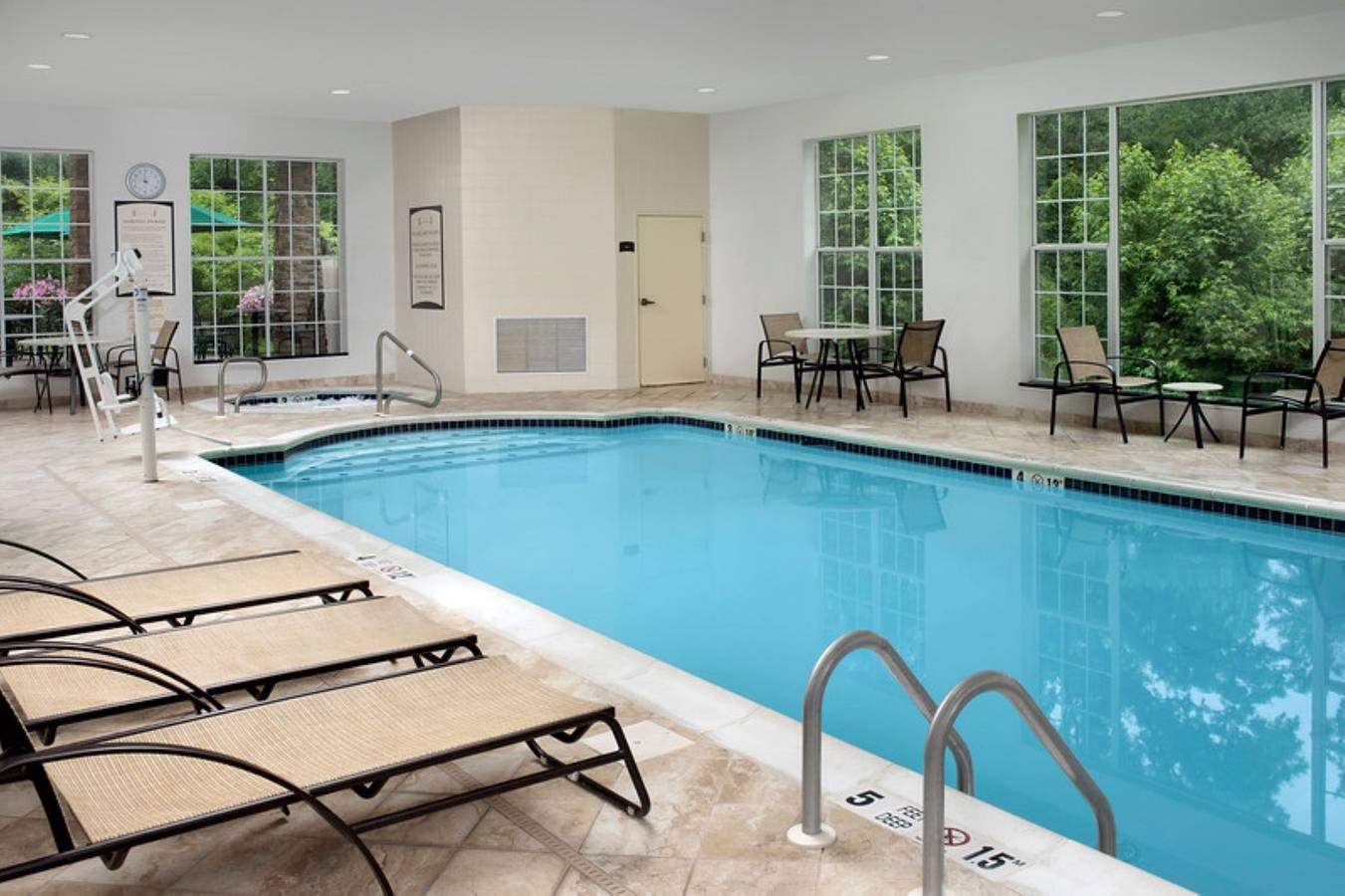 Ganzes Studio, Staybridge Suites North Brunswick in North Brunswick Township, New Jersey
