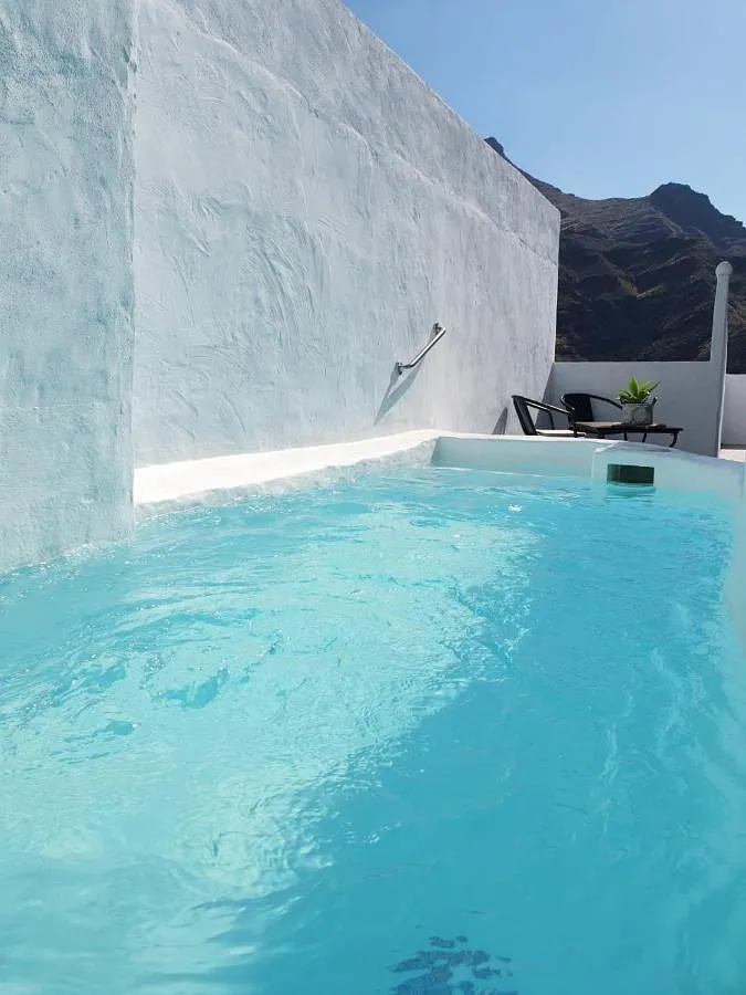 Apartamento de vacaciones para 6 personas, con piscina y terraza además de vistas y jardín - 1