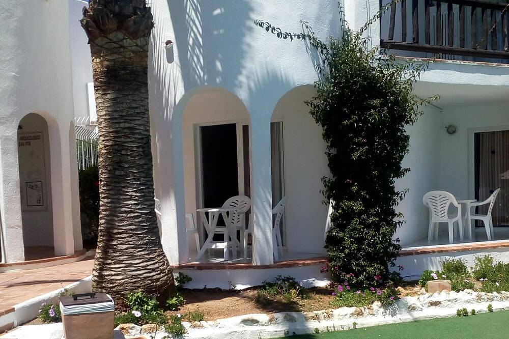 Apartment for 4 People in Santa Eulària des Riu, East Ibiza
