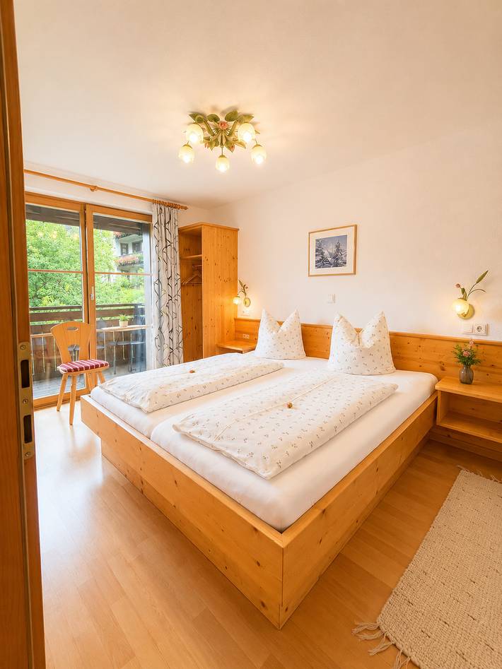 Ganze Ferienwohnung, Appartement Zimbablick, 1 Schlafraum mit Bad/Wc in Silbertal, Schruns-Tschagguns