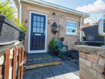 Apartment for 4 People in Melcombe Regis, Weymouth, Photo 1