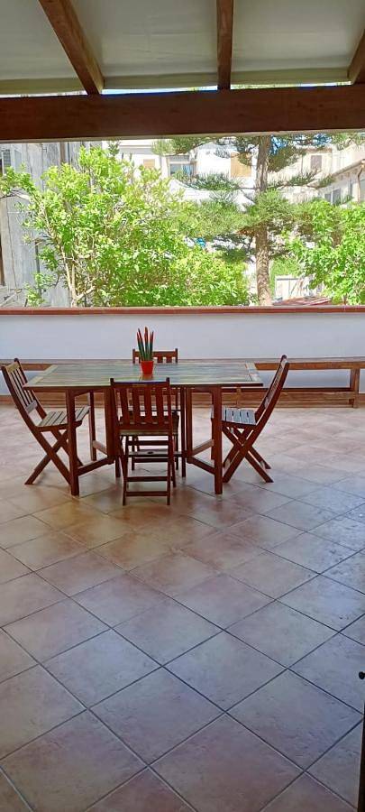 Ferienwohnung für 3 Personen, mit Terrasse und Ausblick - 1