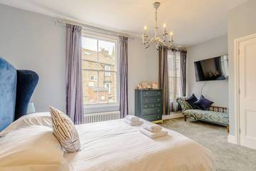 Cottage for 10 People in Whitby, North Yorkshire, Photo 2