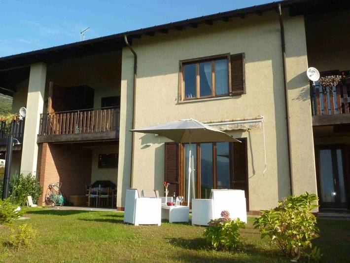 Ferienwohnung für 4 Personen, mit Garten in Porto Valtravaglia - 2