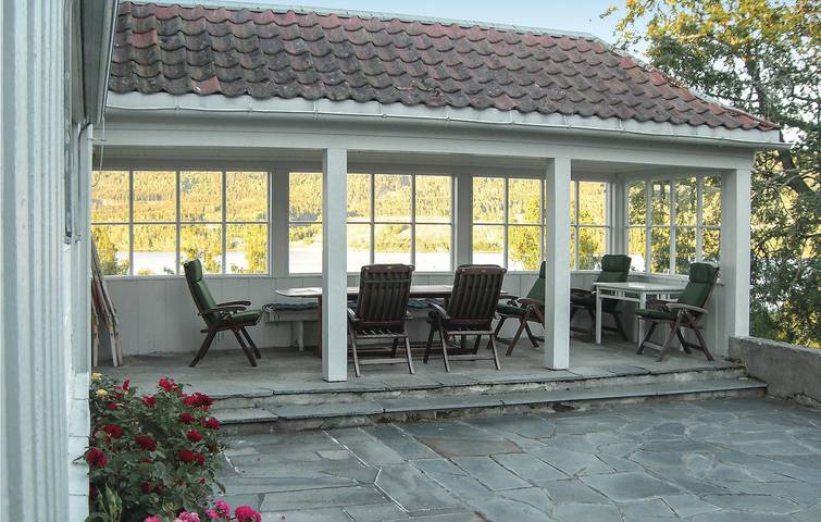 Ferienhaus für 8 Personen mit Terrasse in Søndre Land