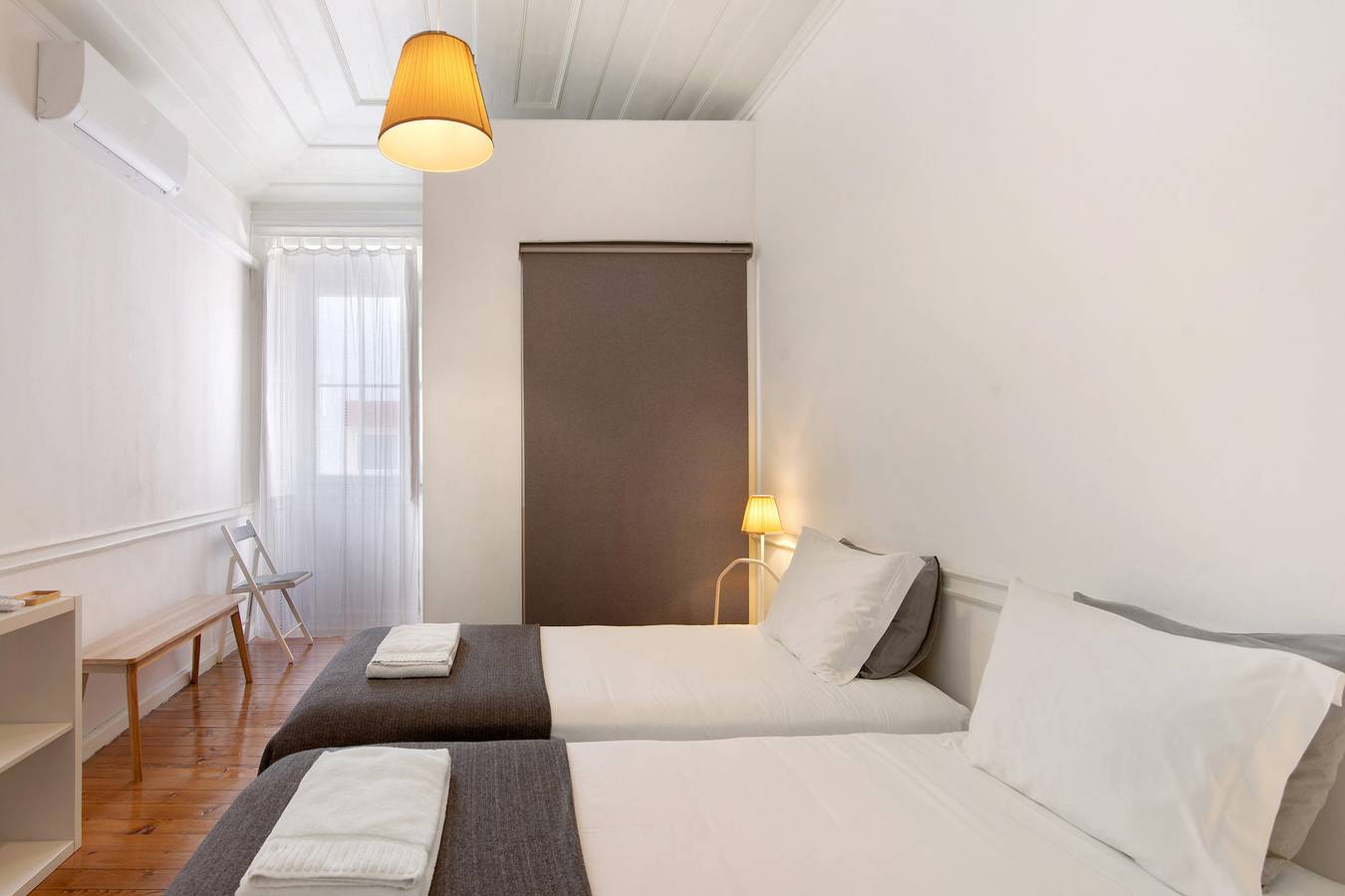 Quarto 'Quarto 6' com terraço partilhado, Wi-Fi e ar condicionado in São Pedro (Faro), Faro