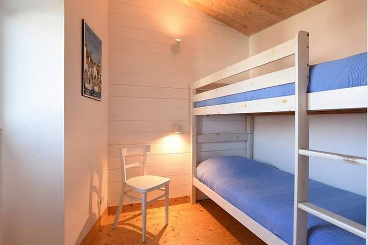 Charming Village House with Garden near Beach - 2Br, Modern Amenities, BBQ & Parking in Saint-Clément-des-Baleines, La Rochelle region