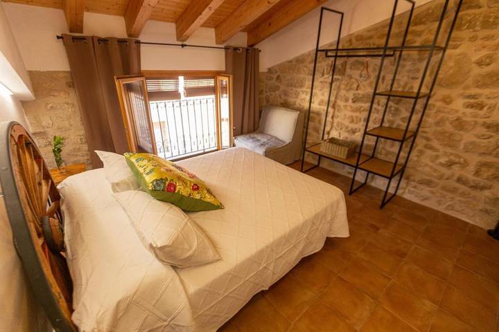 Gîte pour 6 personnes, avec balcon et jacuzzi dans Terra Alta - 3