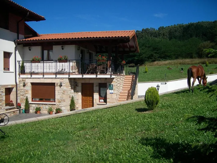 Casa rural para 2 personas, con vistas además de jardín y terraza - 1