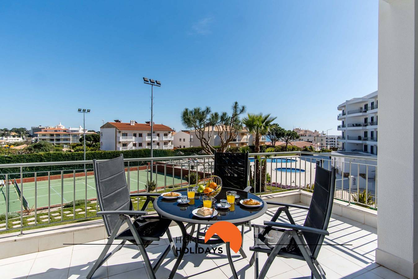 Casa De Férias para 4 Pessoas em Olhos de Água, Distrito de Faro