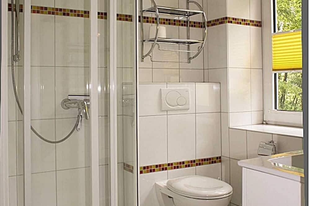 Ganze Wohnung, 1-Raum Fewo Nr. 5, 20m², 1. Etage, Ost - Waldhaus Gronenberg in Pönitz am See, Scharbeutz