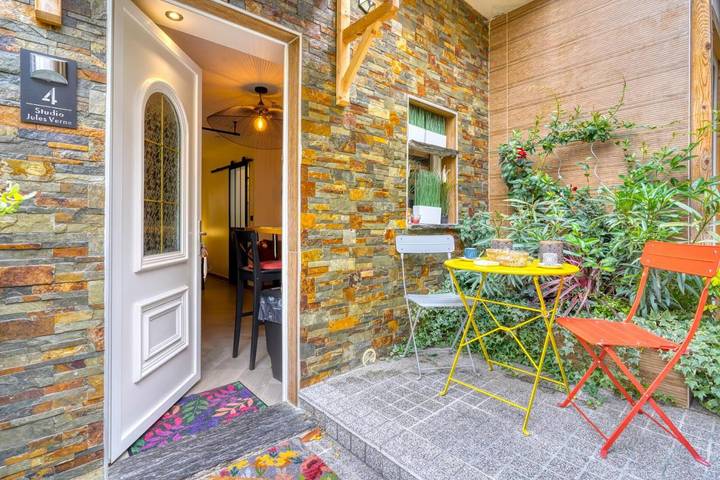 Gîte pour 3 personnes, avec terrasse, animaux acceptés à Pantin - 4