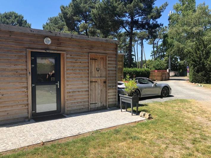 Chambre d’hôte pour 2 personnes, avec Terrasse ainsi que Jardin et Vue dans la Sarthe