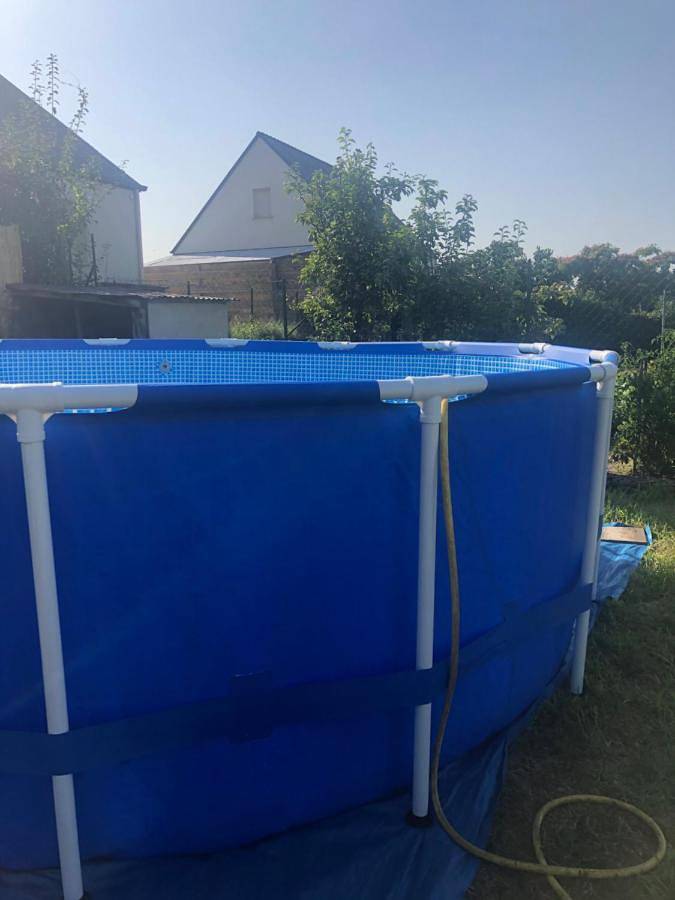 Location de vacances pour 6 personnes, avec piscine ainsi que jardin et bassin pour enfant à Longué-Jumelles - 3