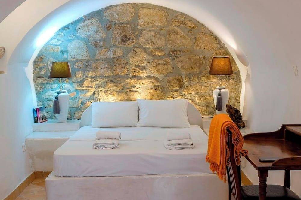 Appartamento intero, Bio-climatic Cave Studio with private terrace in Corfù (città), Corfù