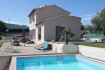 Cottage pour 6 personnes, avec jardin et terrasse à Saint-Martin-du-Var