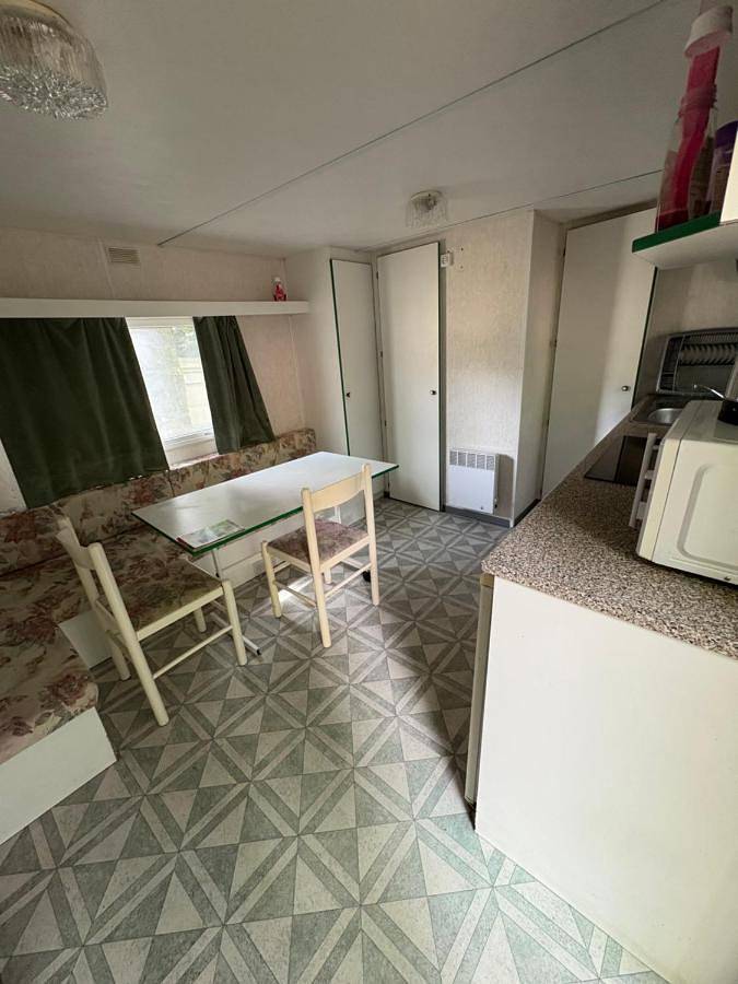 Mobil home in Faux-la-Montagne, Parc Naturel Régional de Millevaches en Limousin