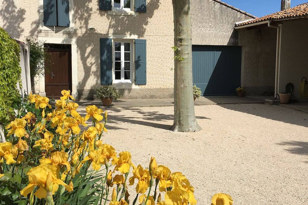 Charming Provençal House Near Avignon (label 3 clés Clevacances) - in Jonquerettes, Vaucluse