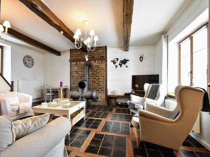 Location de vacances pour 8 personnes, avec jacuzzi et jardin ainsi que piscine et terrasse à Ohey - 2