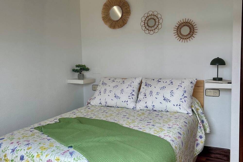 Entire apartment, Aquamarina apartment overlooking the sea and La Toja Island in O Grove, Rías Baixas