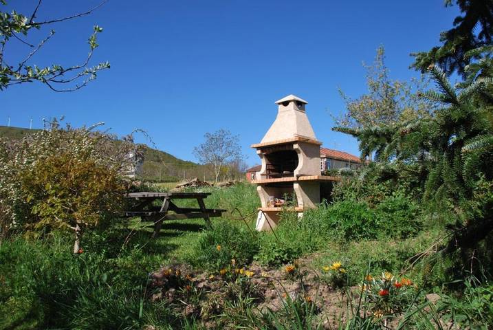 Casa rural para 6 personas, con jardín en Nogueira de Ramuín - 2